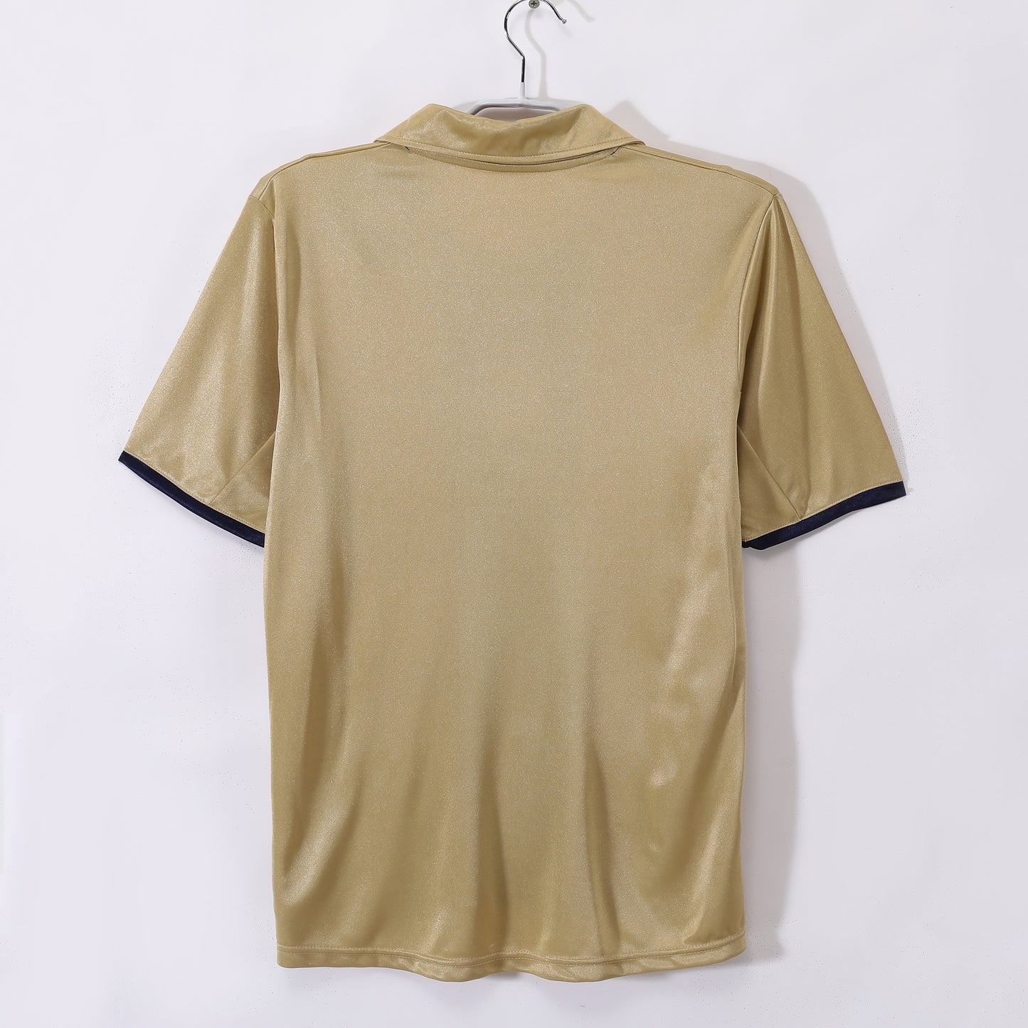 ברצלונה חולצת רטרו 2002